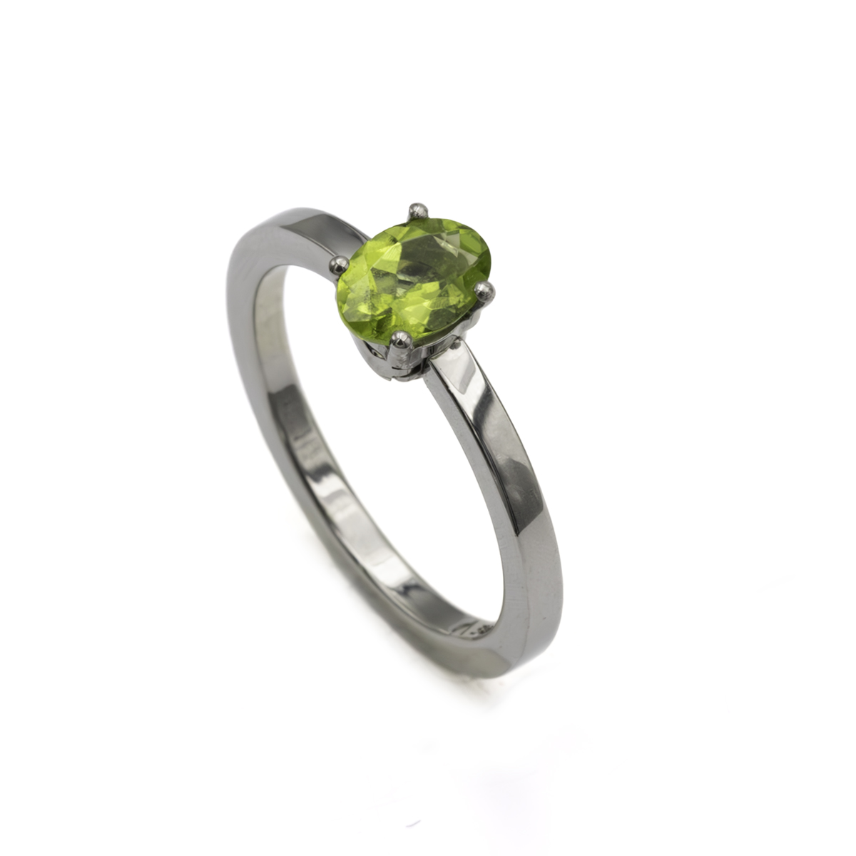 Bague en or gris & péridot oval M